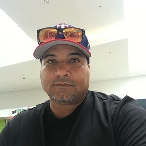 Meet your Posher, Hector